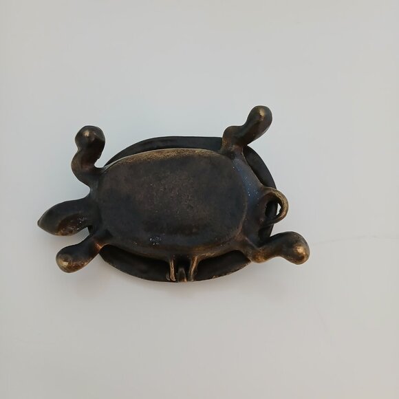 Brass Turtle trinket box with hinged turtle shell lid - Picture 4 of 7